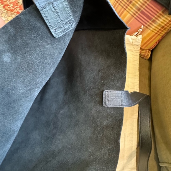 IL Bisonte Black Leather Tote Bag with pouch - Picture 4 of 6